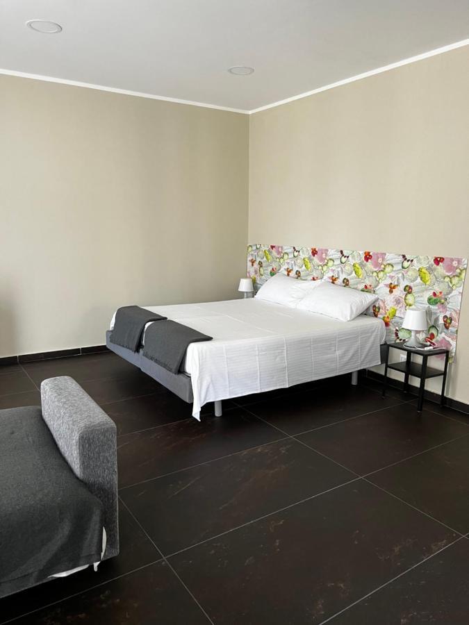 Lo Svevo Apartamento Catânia Exterior foto